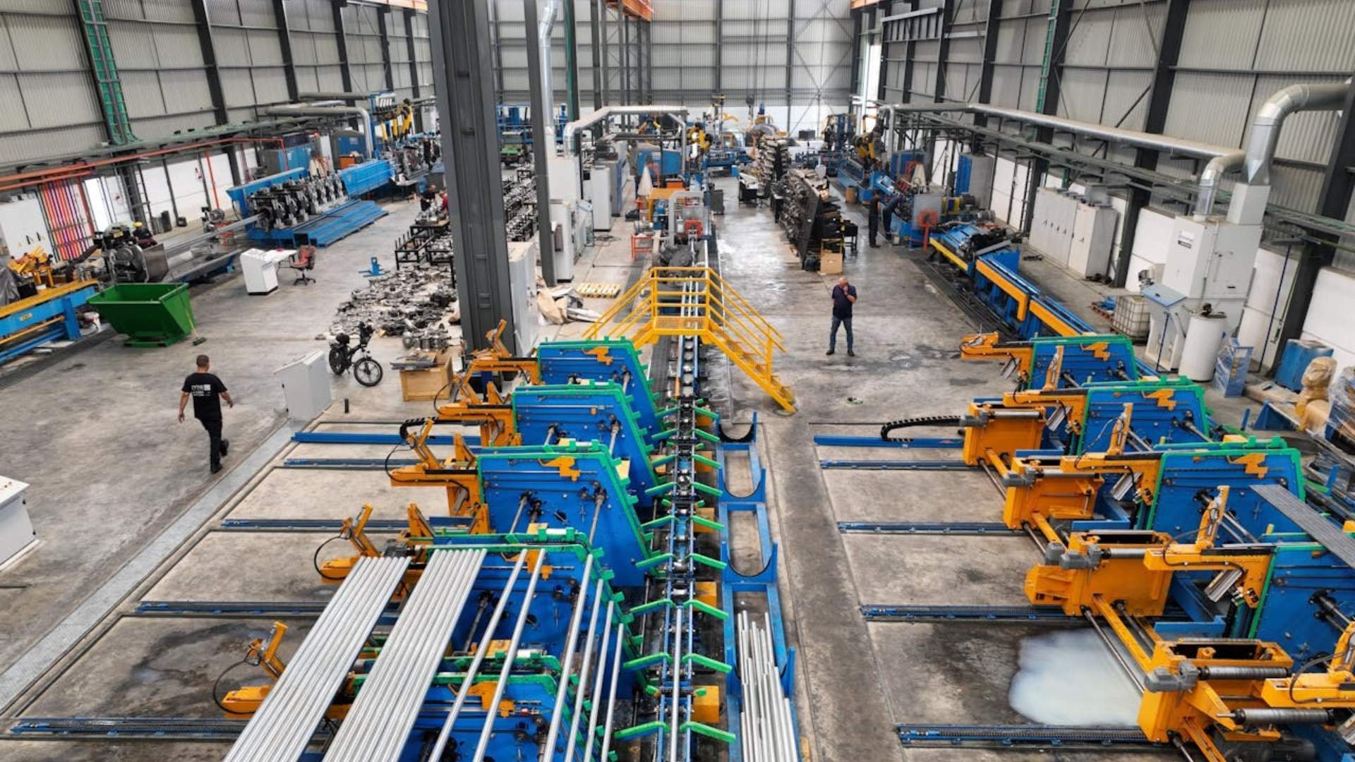 MFR_Industry-Specific-Equipment-Financing_Stock-Image (1)